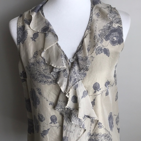 CAbi. |  100% Silk ‘Tranquil Sleeveless Blouse!’ - Picture 3 of 8